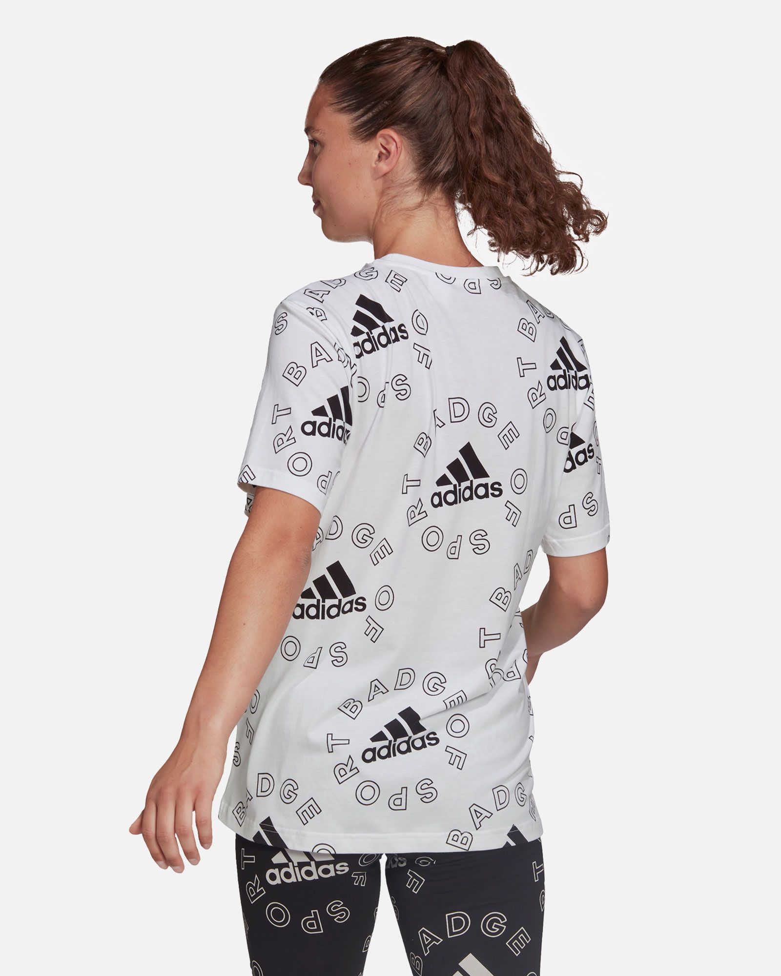 Camiseta adidas Essentials AOP - Fútbol Factory