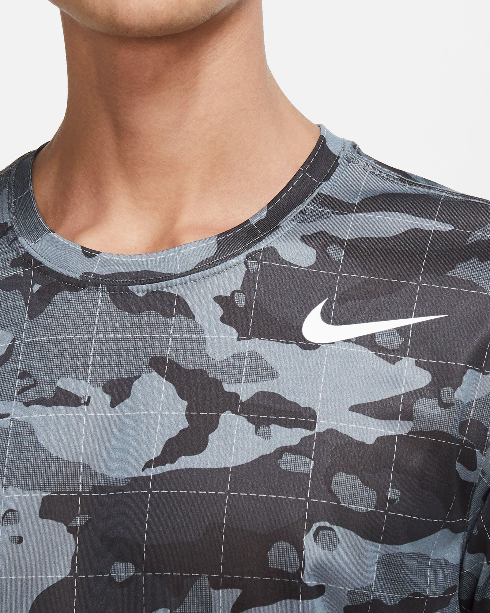 Camiseta Nike Dri-FIT Legend  - Fútbol Factory