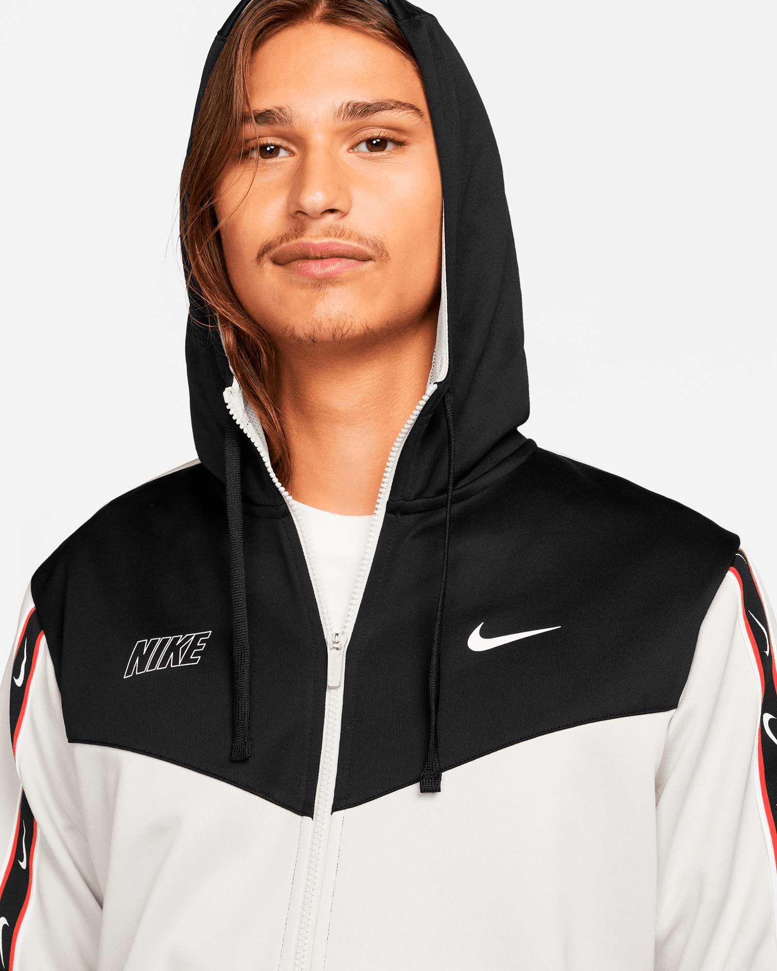 Chaqueta Nike NSW Repeat Swoosh - Fútbol Factory