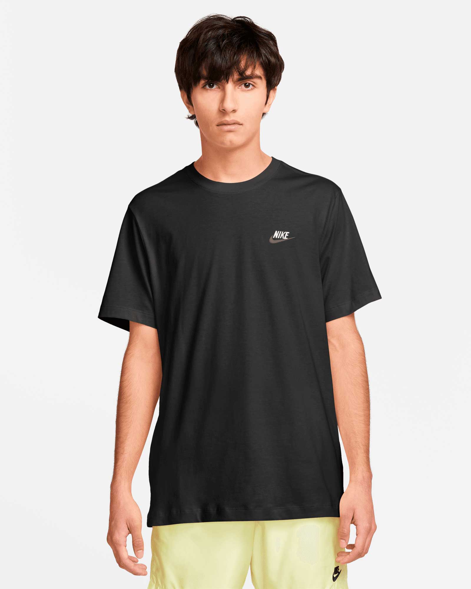 Camiseta Nike Sportswear Club