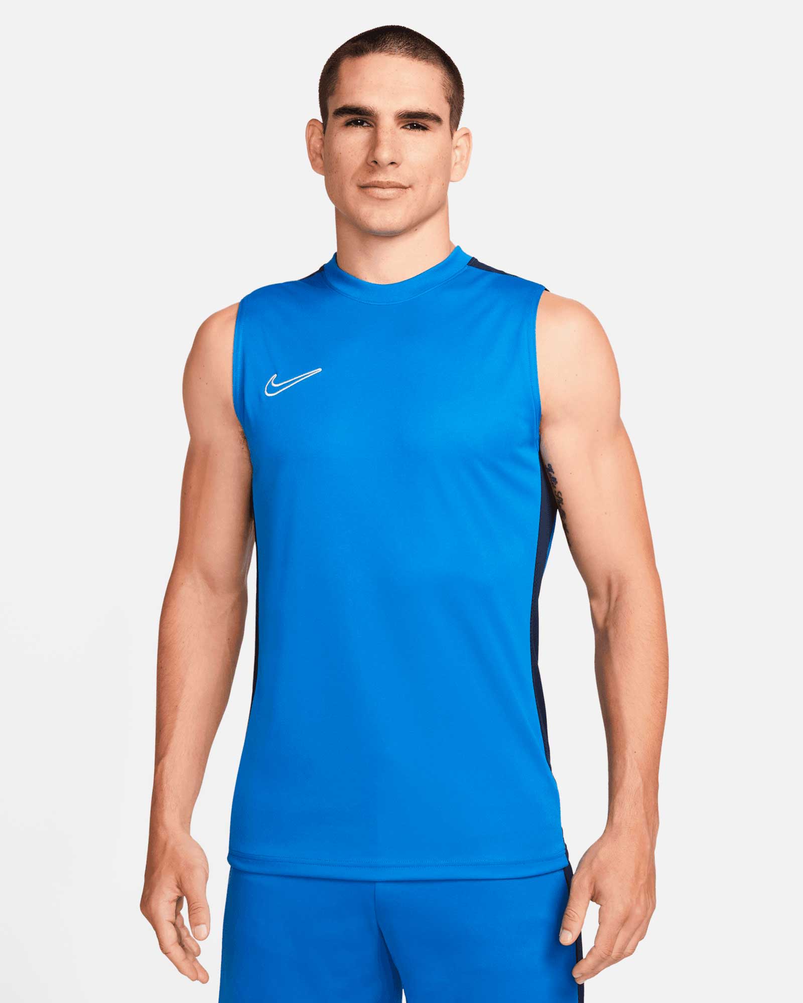 Camiseta Nike Academy 23