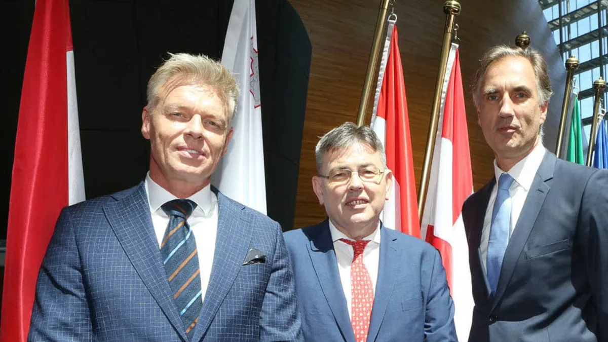 FVD geïnstalleerd in het Europees Parlement!