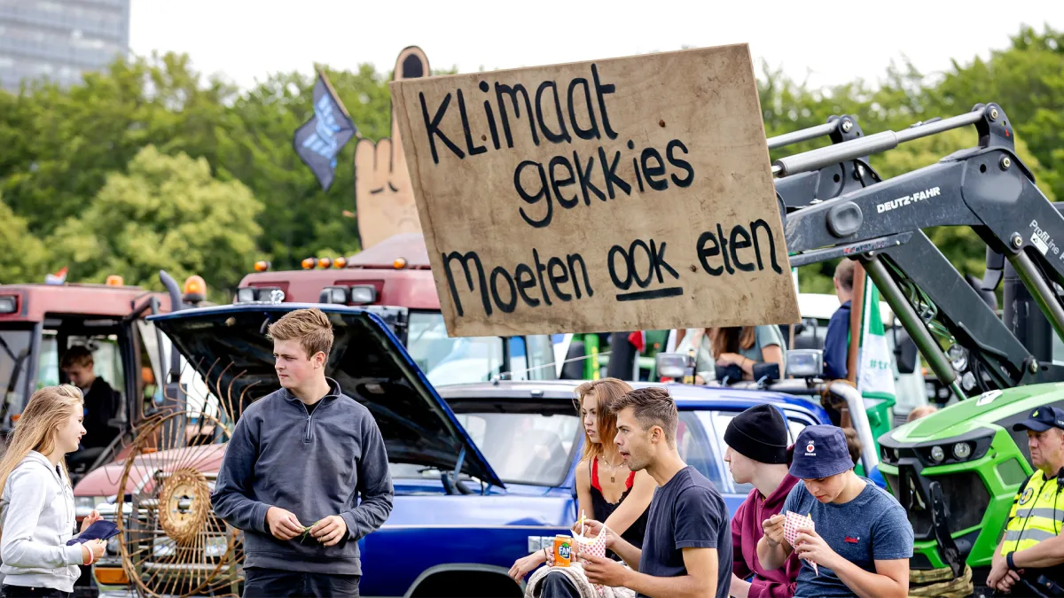 Eerste boerenonteigeningen zijn een feit. EerlijkEten en FVD steunen de boeren!