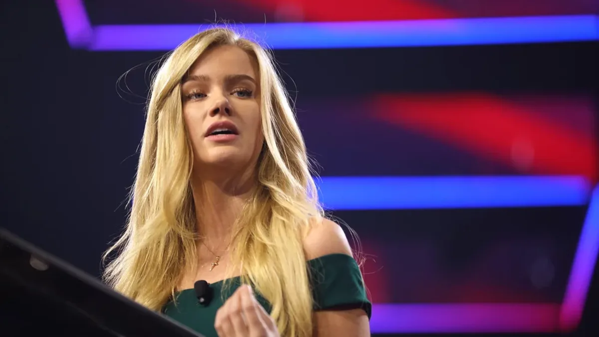 Eva Vlaardingerbroek toegang tot Verenigd Koninkrijk ontzegd; De Vos stelt Kamervragen