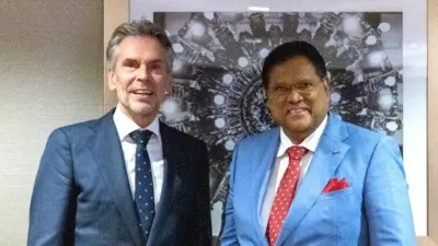 Premier Schoof zet herstelbetalingen aan Suriname voort