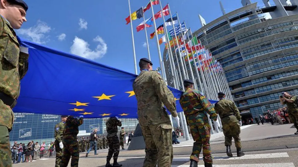 Niet om vrede te brengen, maar om oorlog te voeren. De achtergrond van het Europese project.