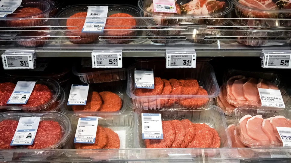 Supermarkten mengen tot wel 40 procent planten door vlees: Van Houwelingen (FVD) stelt Kamervragen