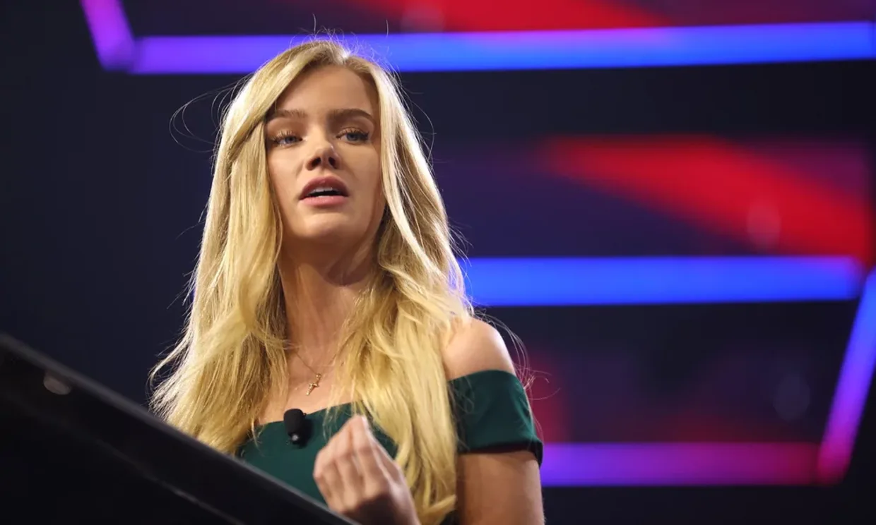 Eva Vlaardingerbroek toegang tot Verenigd Koninkrijk ontzegd; De Vos stelt Kamervragen