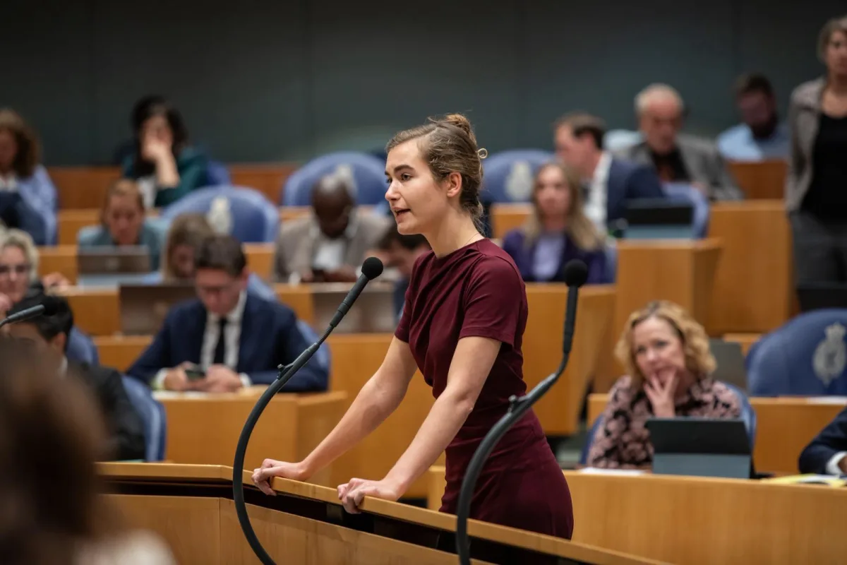 Vuurwerkverbod &eacute;n geen acceptabele vergoeding? De Vos stelt Kamervragen