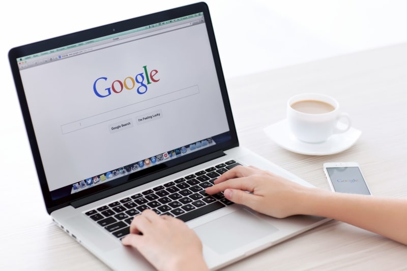 Google celebrates its 25th anniversary, but can it endure the era of artificial intelligence? thumbnail
