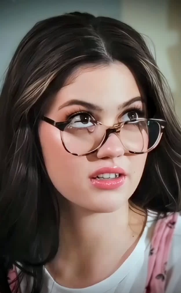 Alyx Star