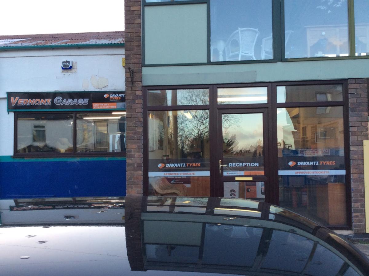 Vernons Garage