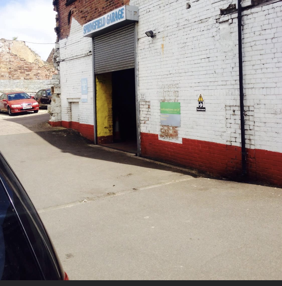 Springfield Garage Mot & Servicing Centre image