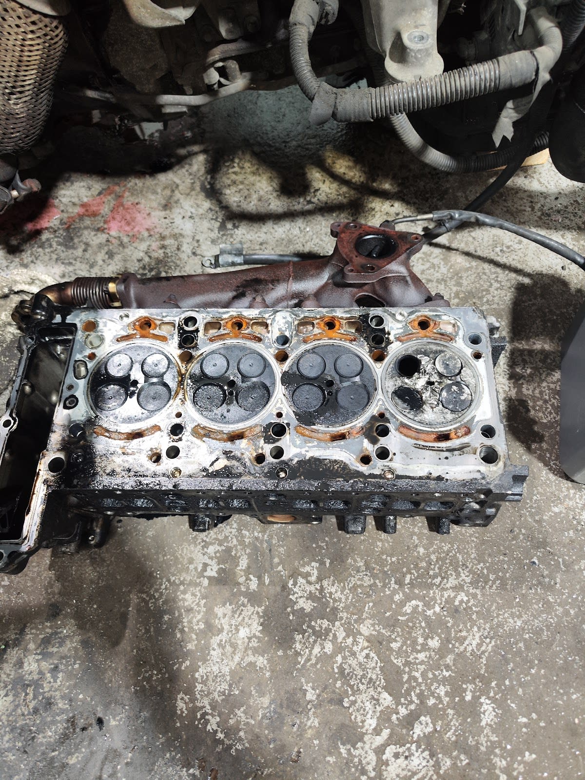 Car prime repair garage image