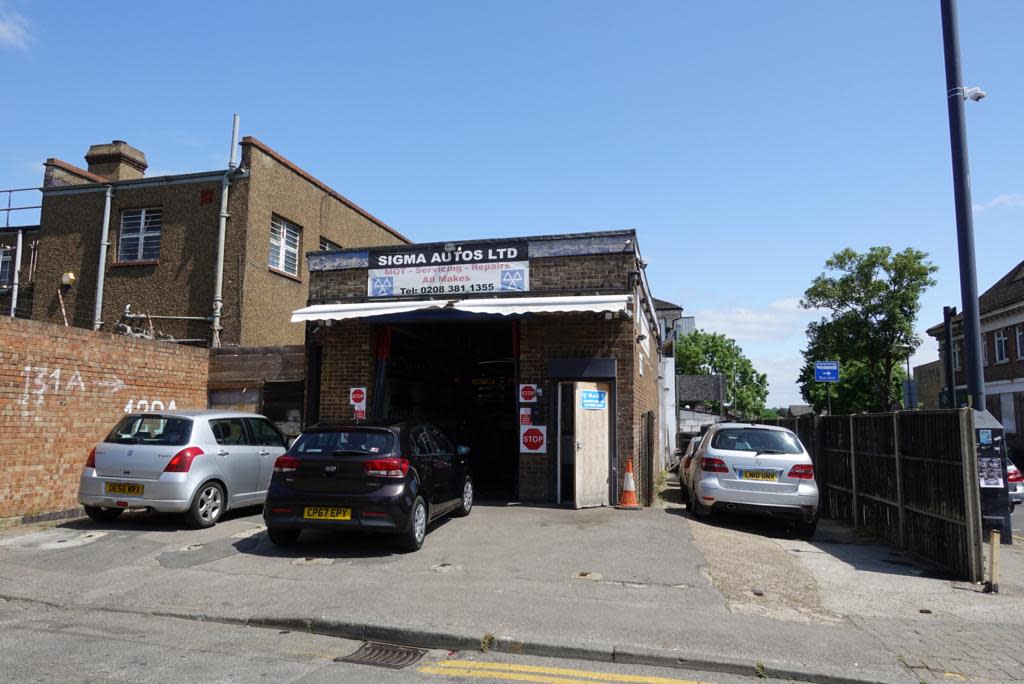 MOT Centre - Sigma Autos Ltd image