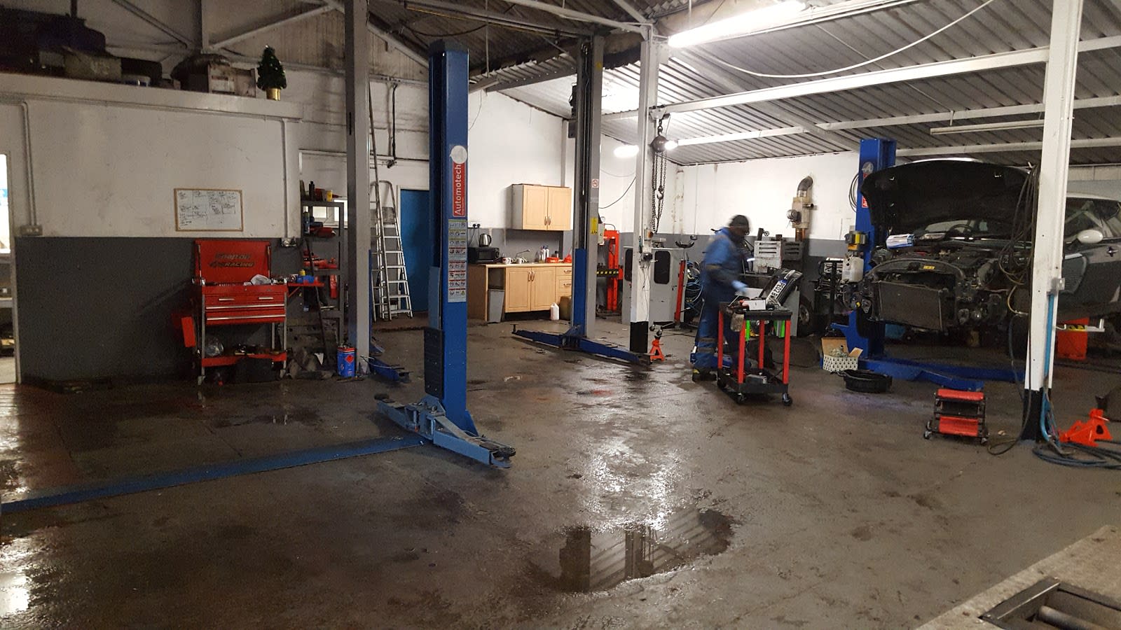 Blakenall Garage image