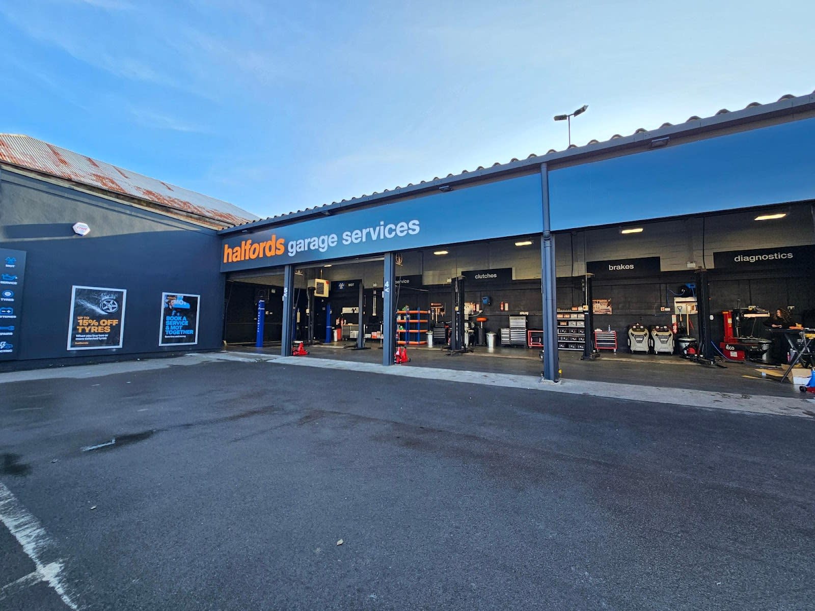 Halfords Garage Services Weston Super Mare (Locking Road) image