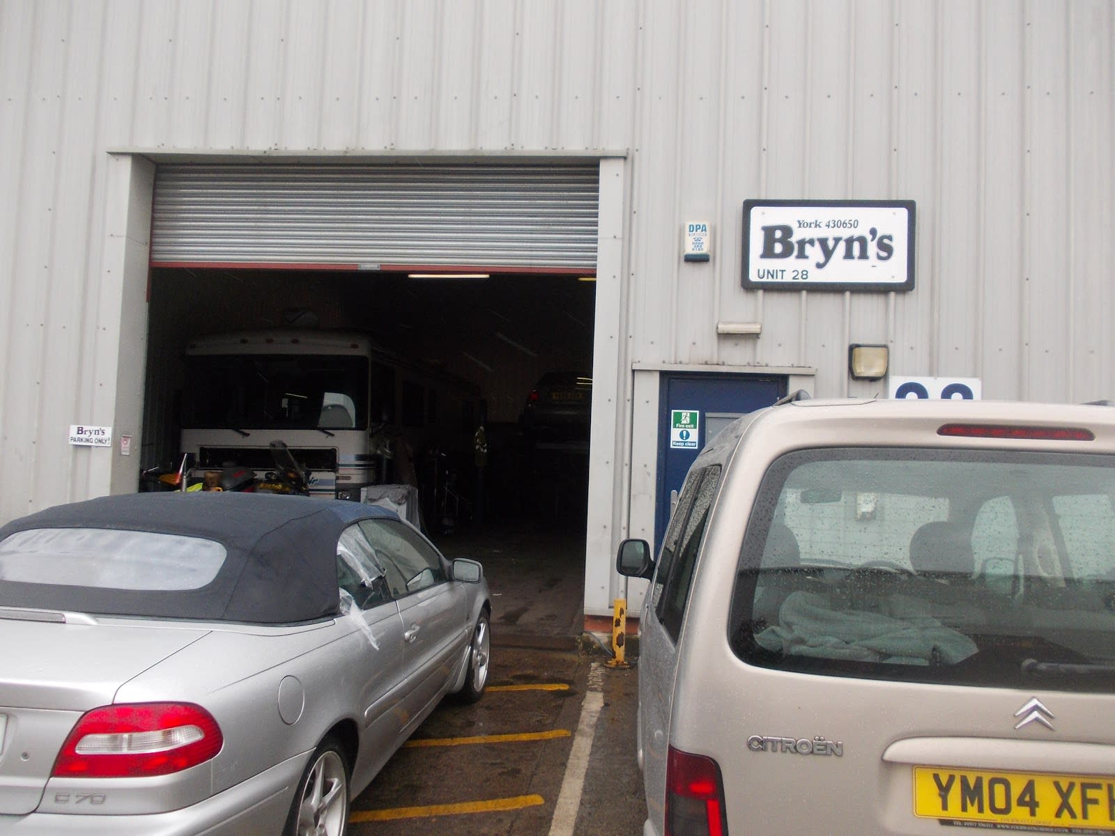 Bryn's Garage image