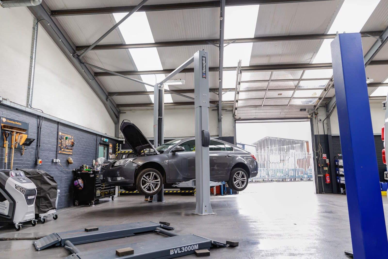 Halfords Autocentre Llanelli image