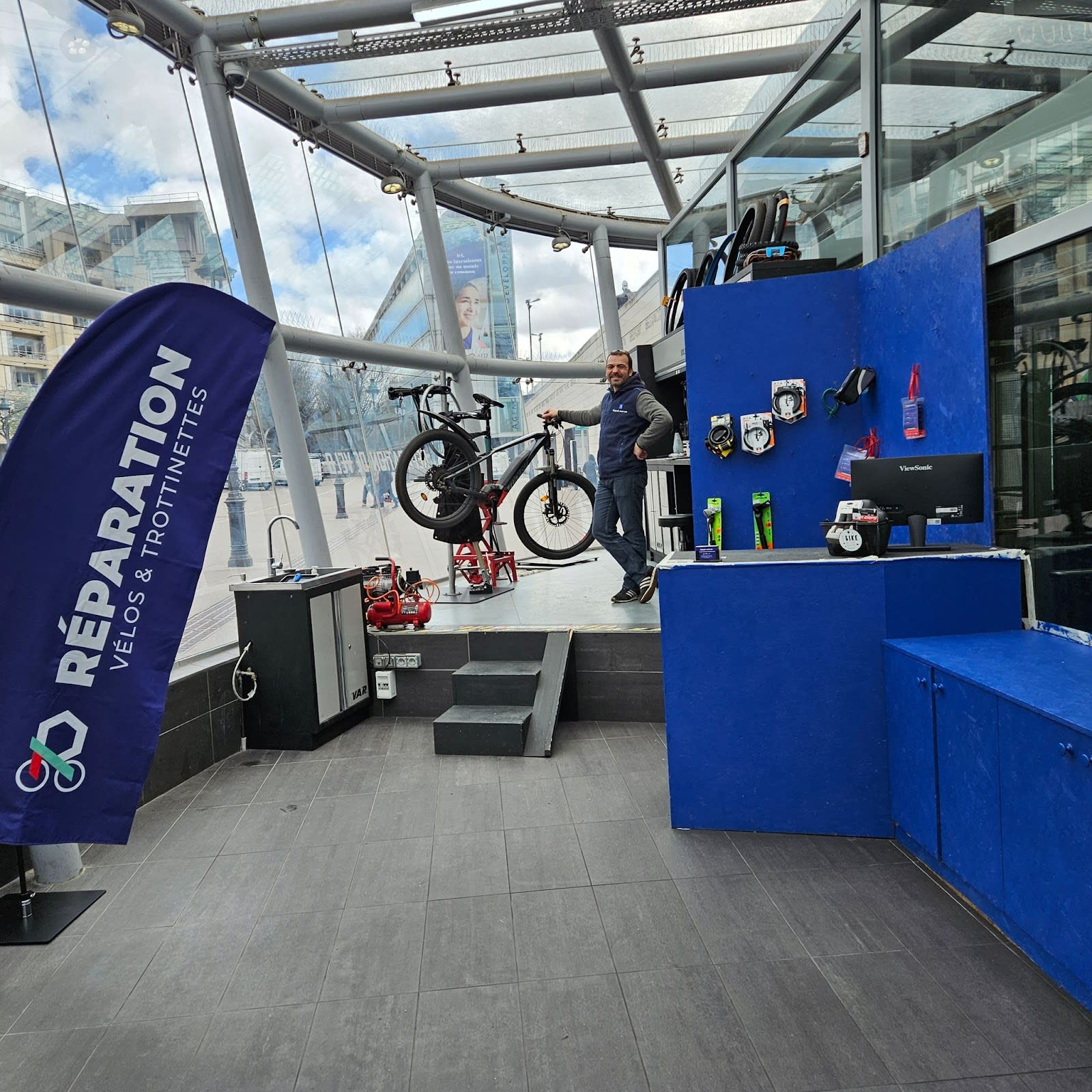 Repair and run Paris Gare de Lyon - Réparation vélos et trottinettes électriques image