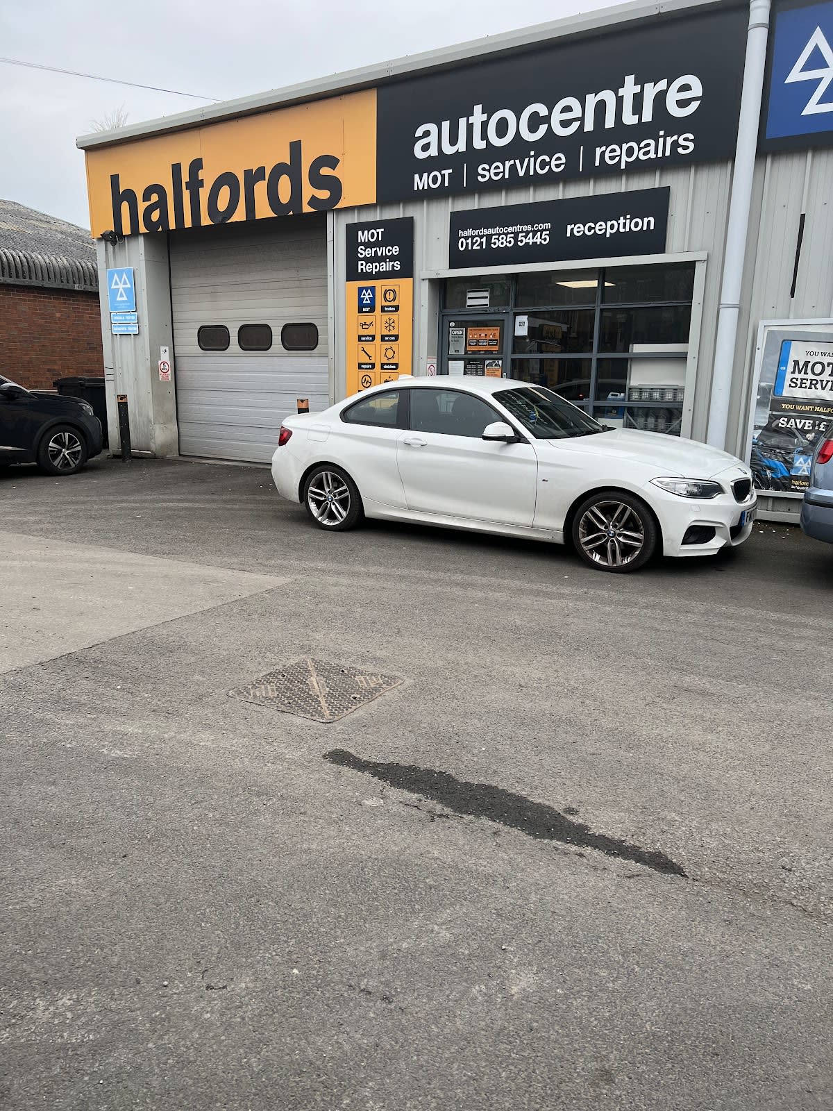 Halfords Autocentre Halesowen image