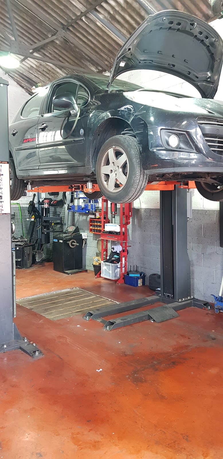 The French Correction Garage image