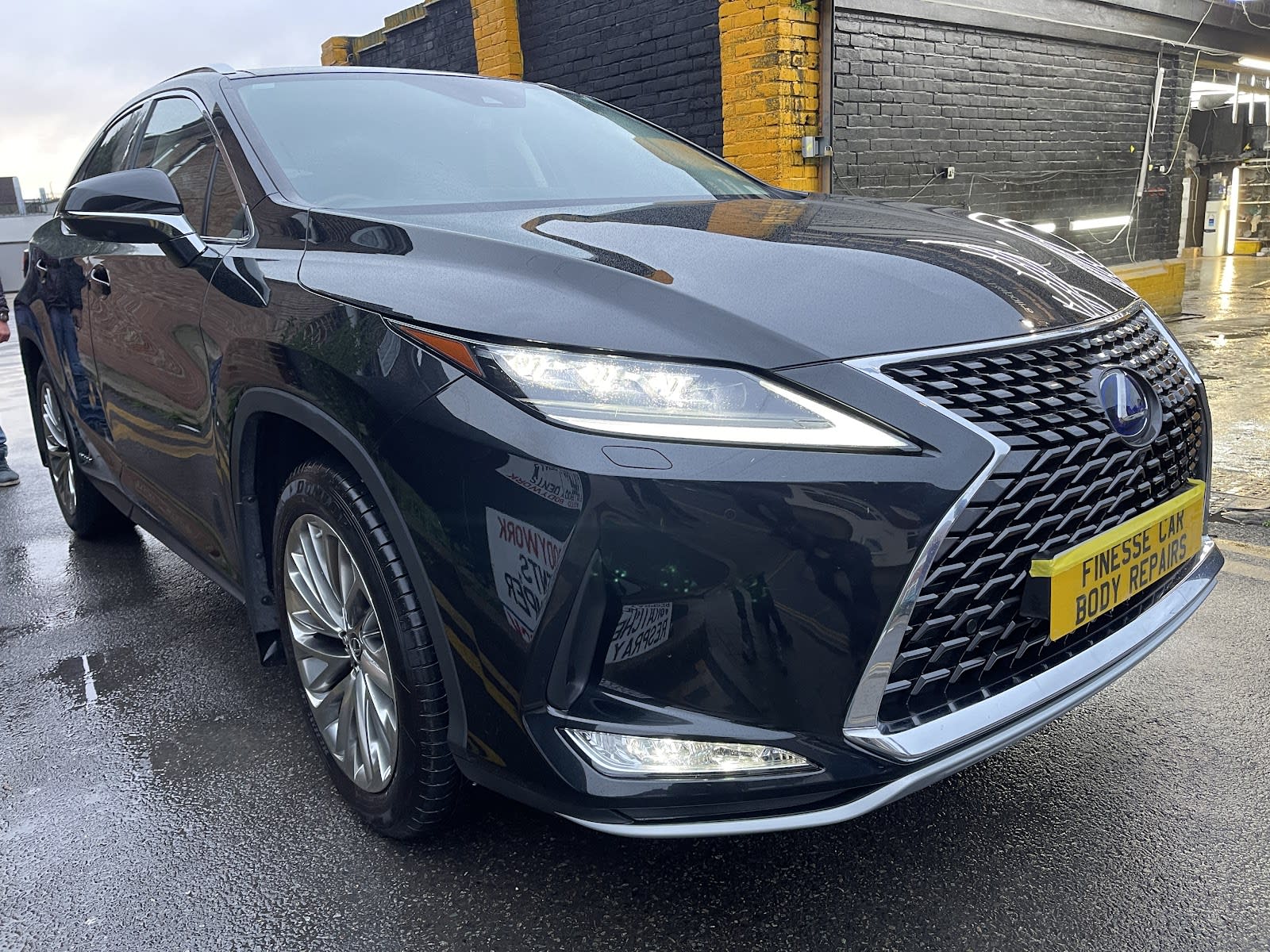 Finesse Car Body Repairs image