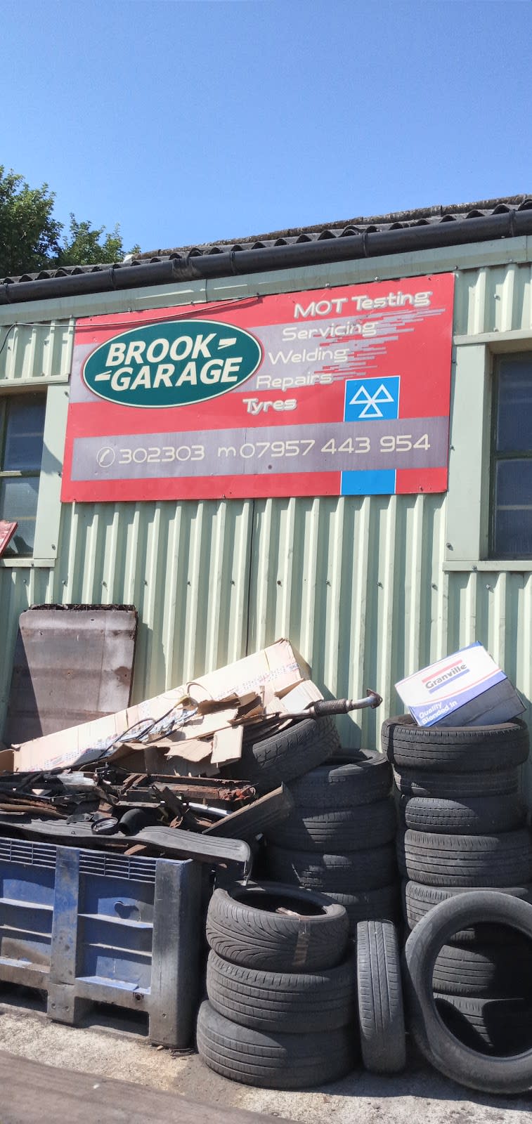 Brook Garage image