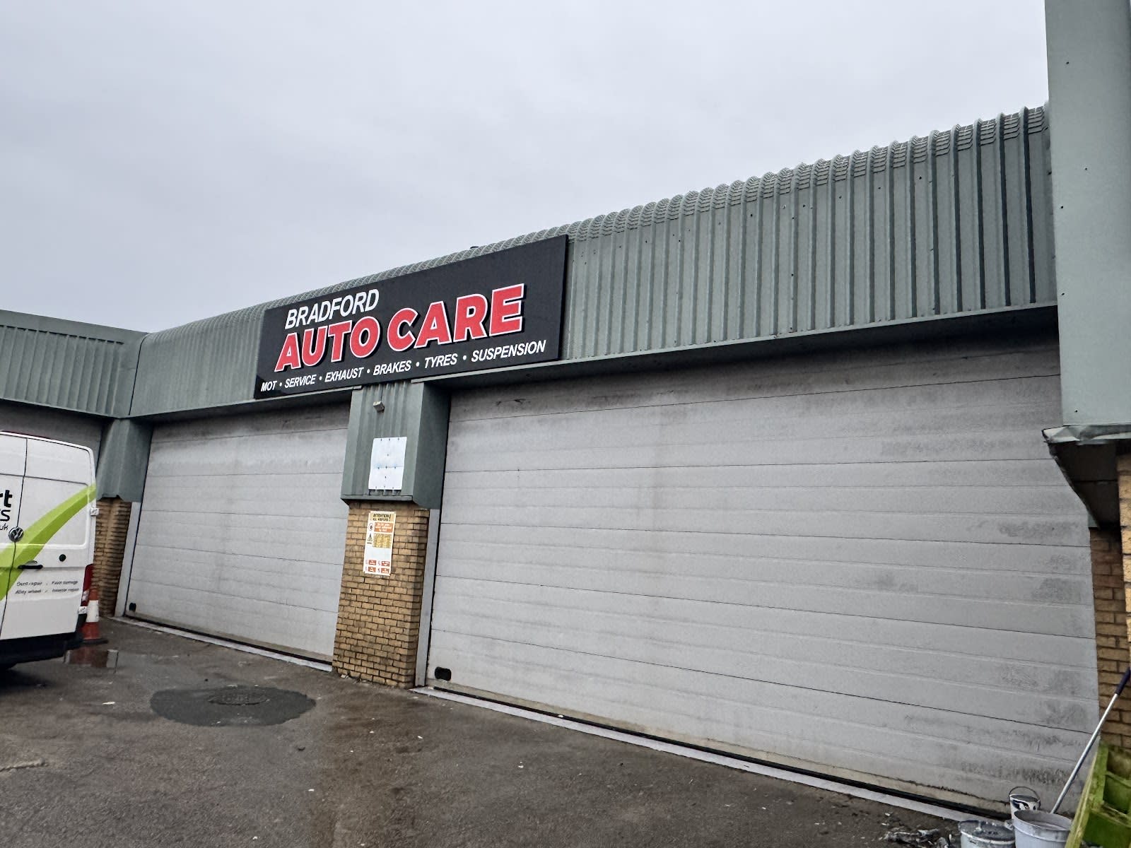 BRADFORD AUTO CARE image
