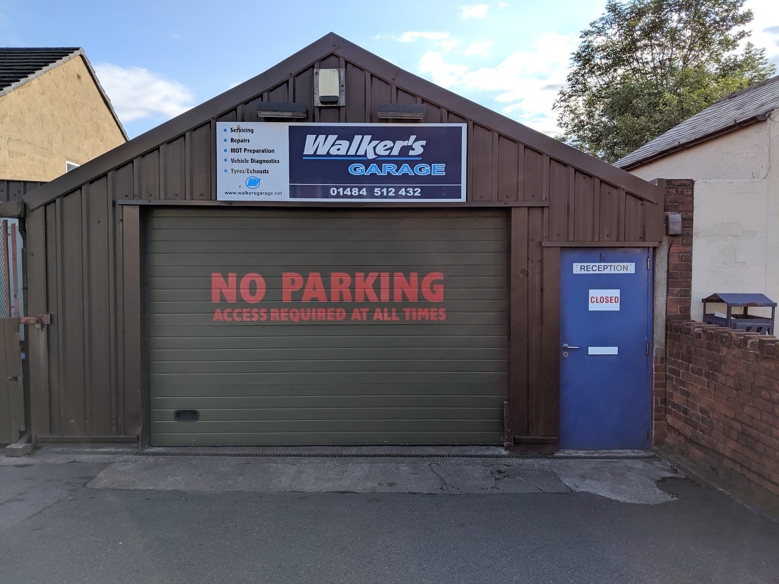 Walkers Garage image