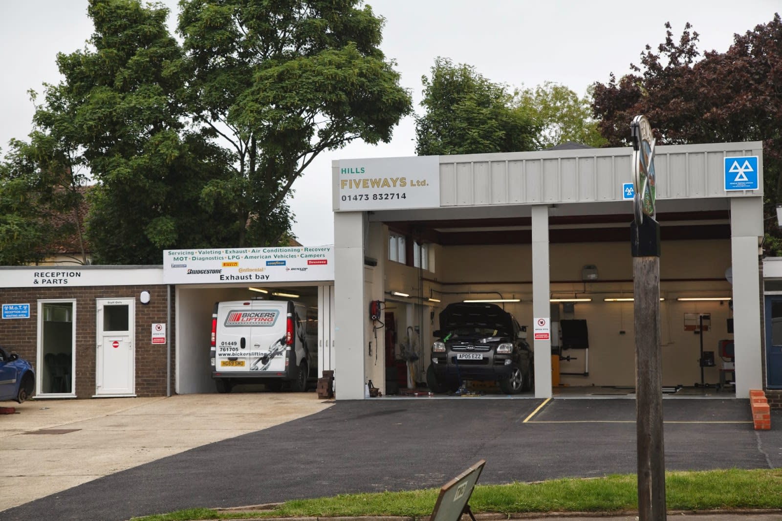 Fiveways Garage image