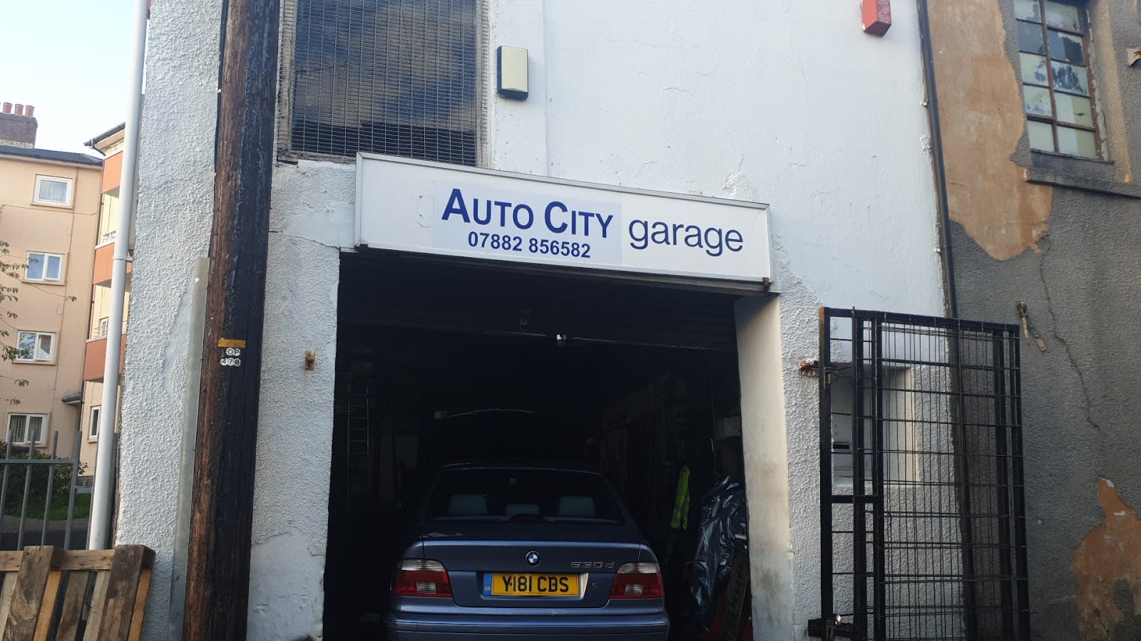 Auto city garage image