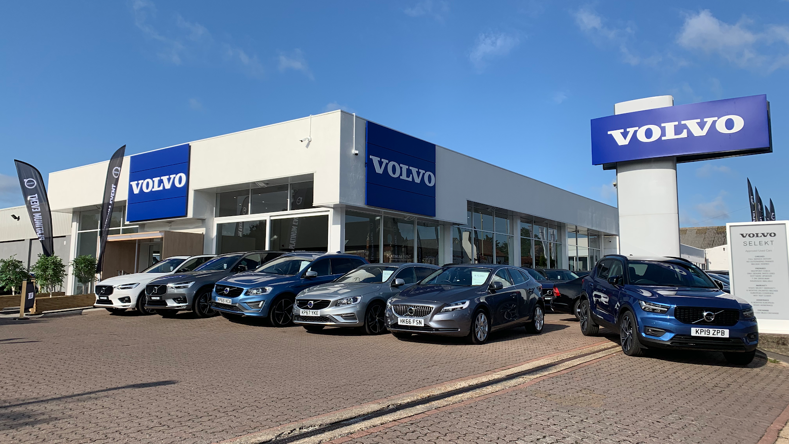 Cambridge Garage Havant - Volvo Cars image