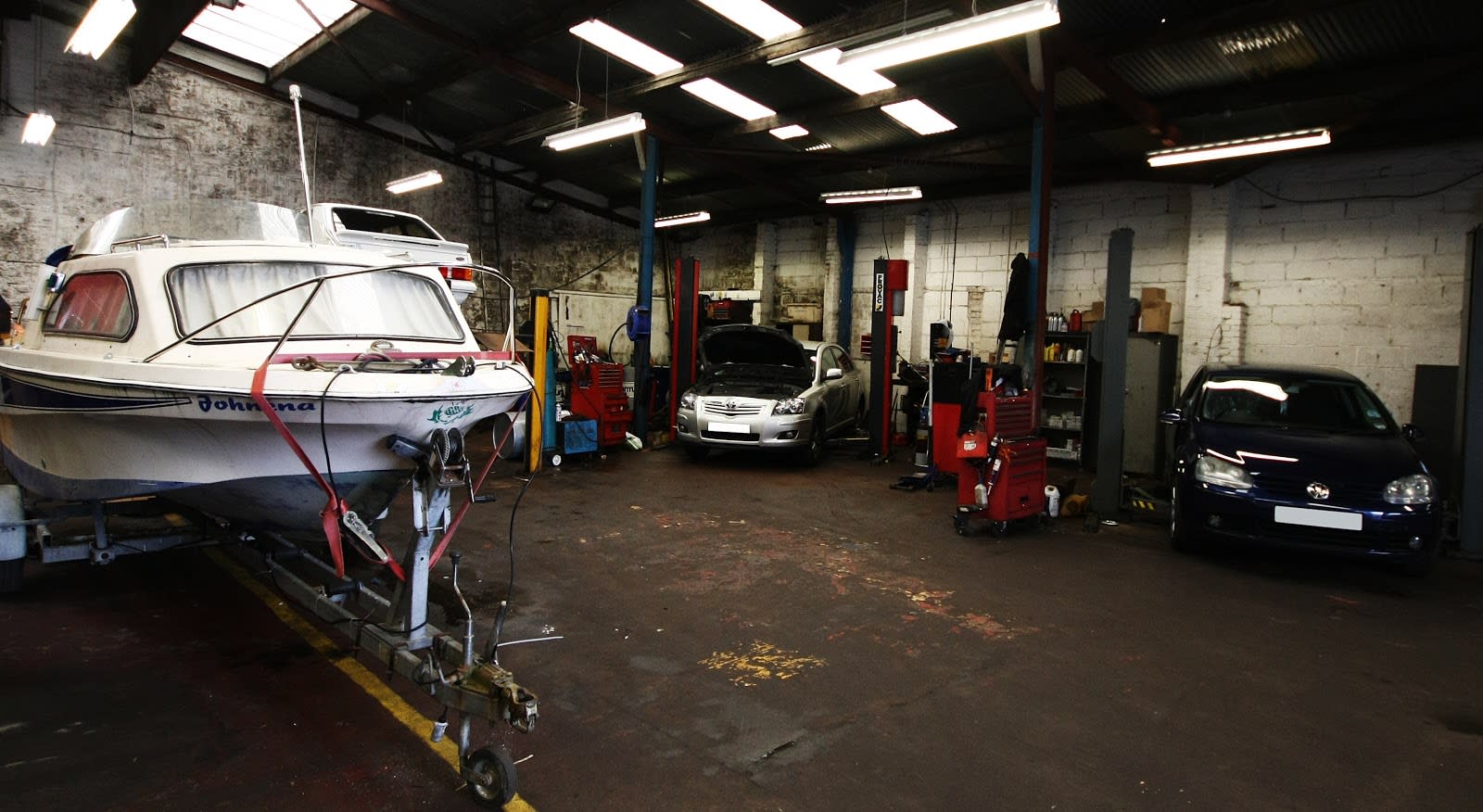 Paisley VW Centre Ltd image
