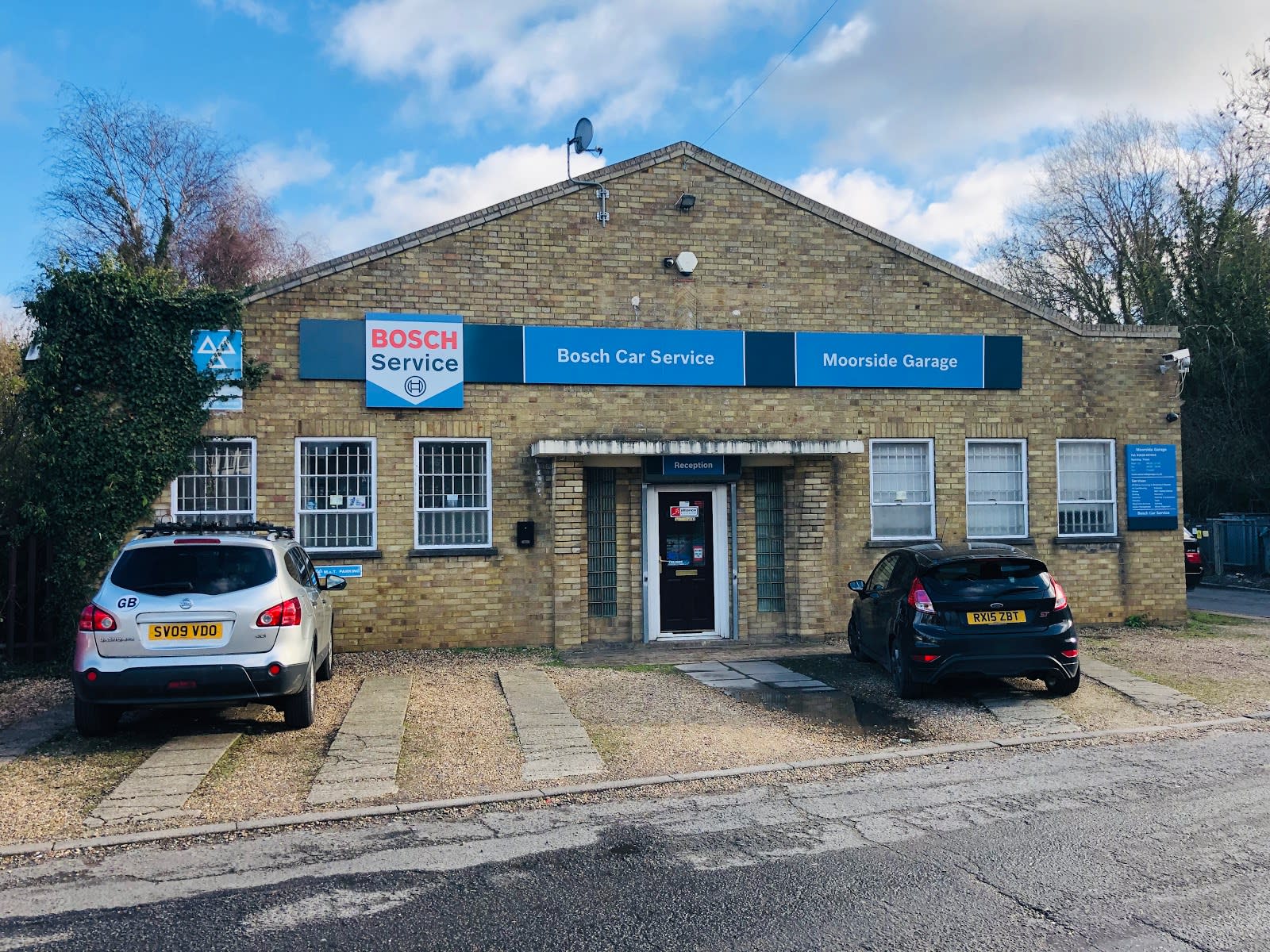 Moorside Garage Ltd image