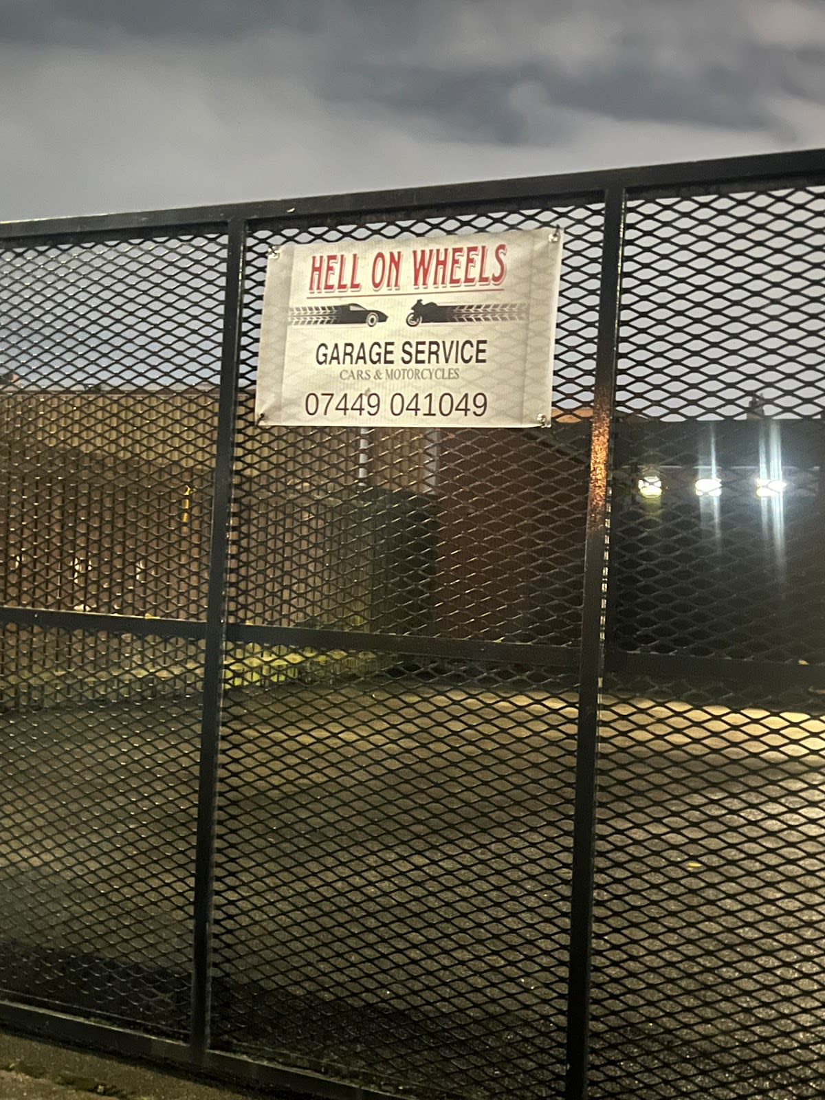 Hell on Wheels Garage Hull image