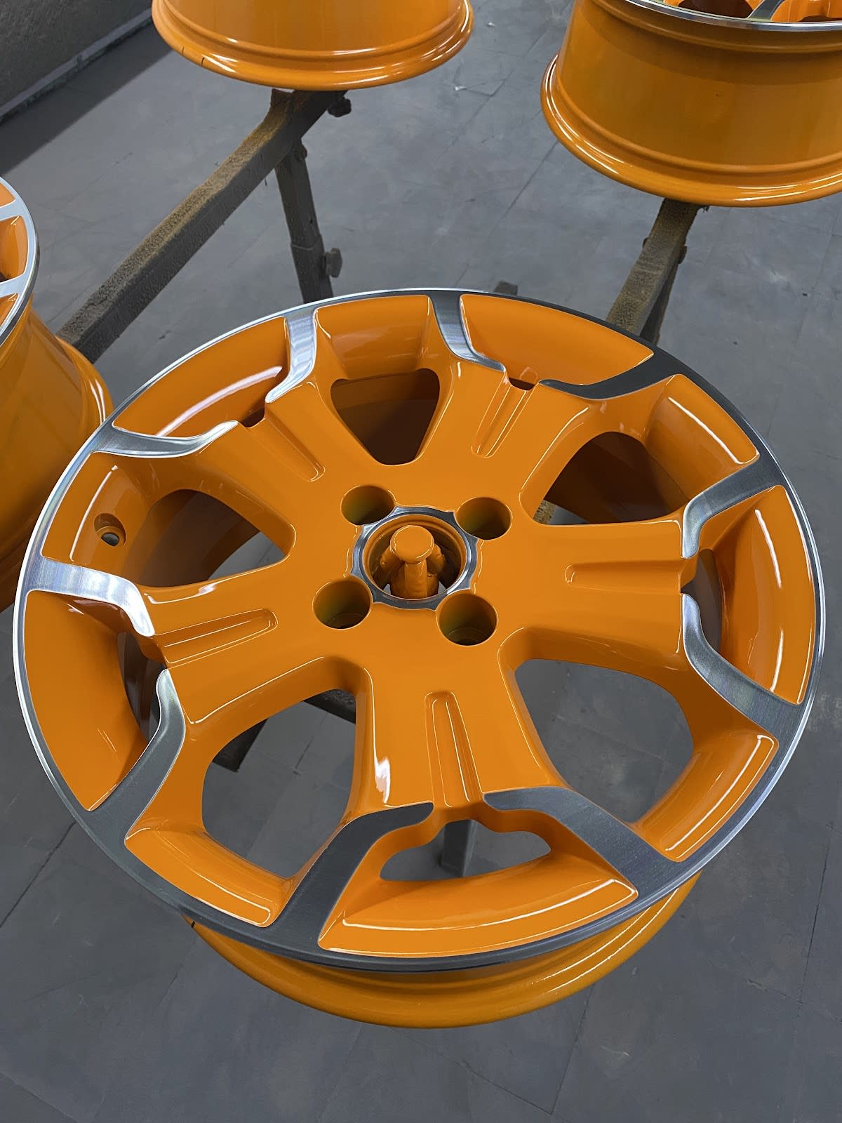 Carleton Motor Body Repairs image