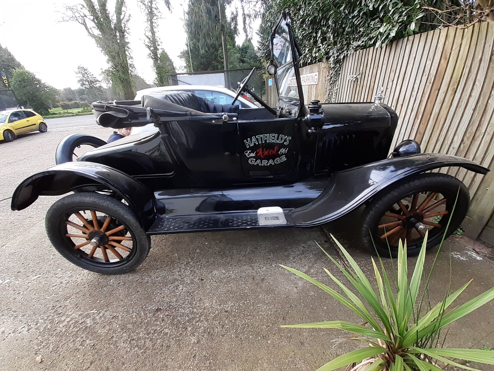 Hatfields Garage image