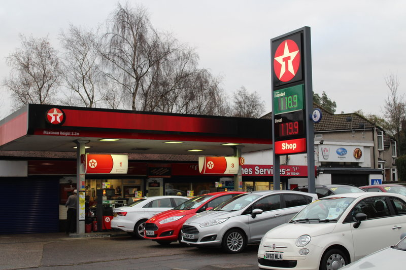 MOT in Cardiff 12 months warranty Fixter