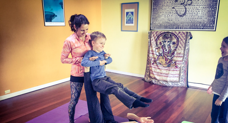 Family Acroyoga