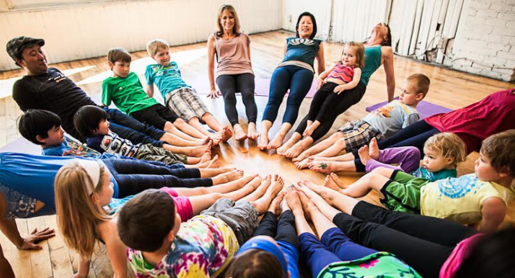 Family Yoga with Anita Bowler 