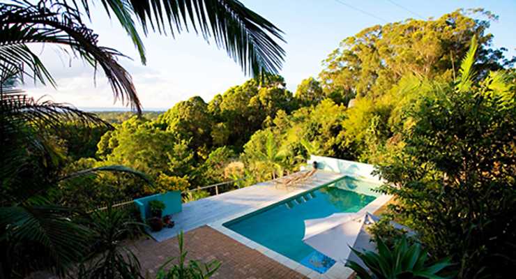 Radiance Byron Bay Yoga Restore Wellness Retreat with Jessie Chapman and facilitators