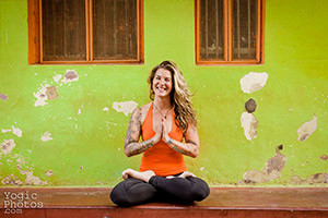 Guest Teacher Retreats Happier! Unpacking and re-imagining the stories we have about ourselves through yoga, meditation and bodywork May 30 – June 6, 2015 With Kate Howe and Tamara Leach