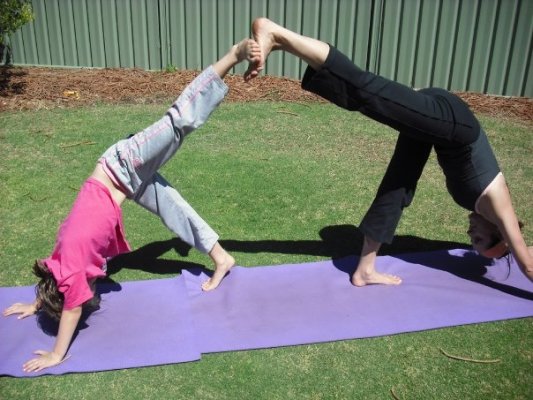 Family Acroyoga