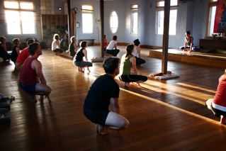 FREE CLASS ~ SHADOW YOGA