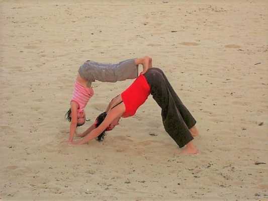 Family Acroyoga Fremantle