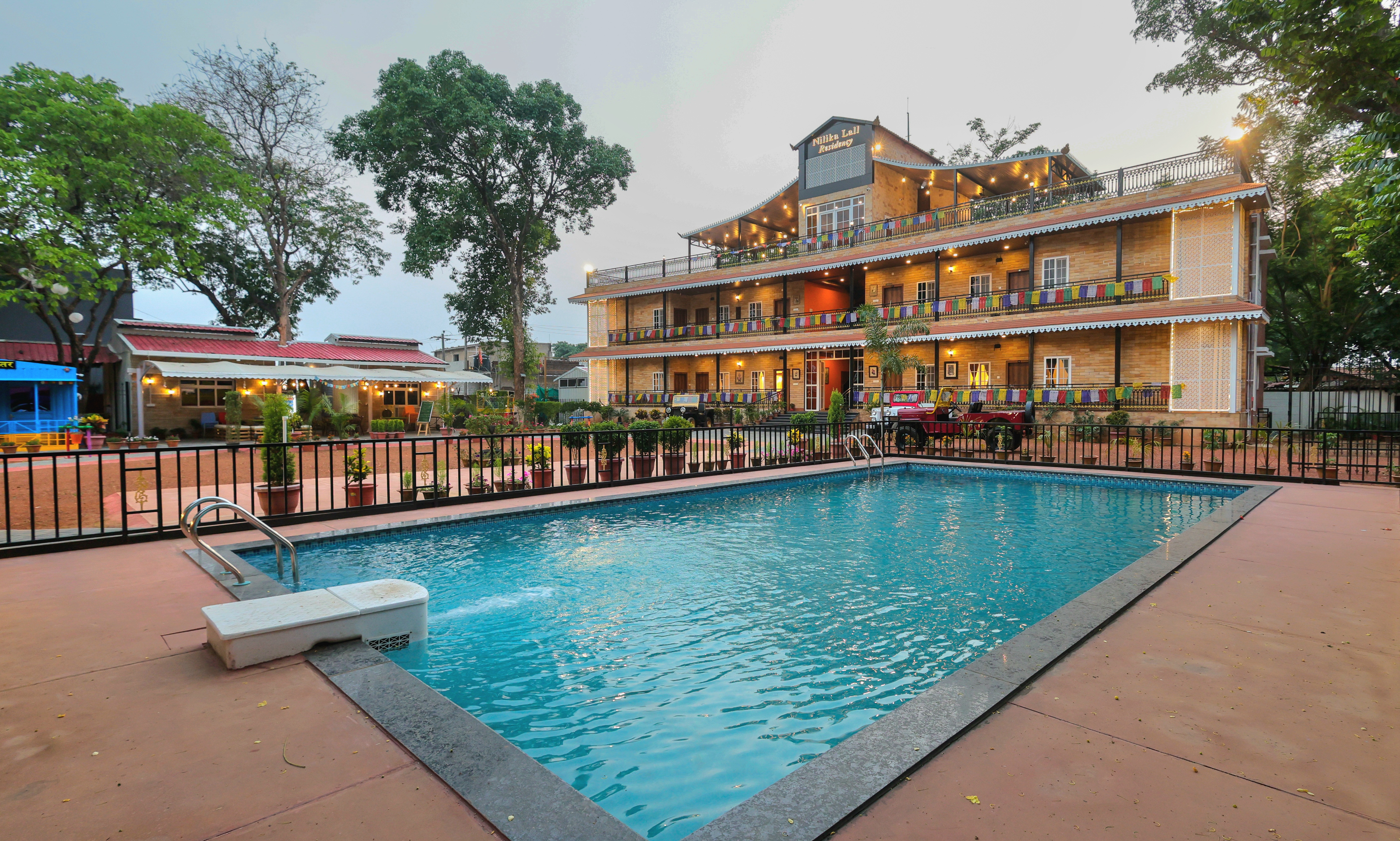 Heritage lodge