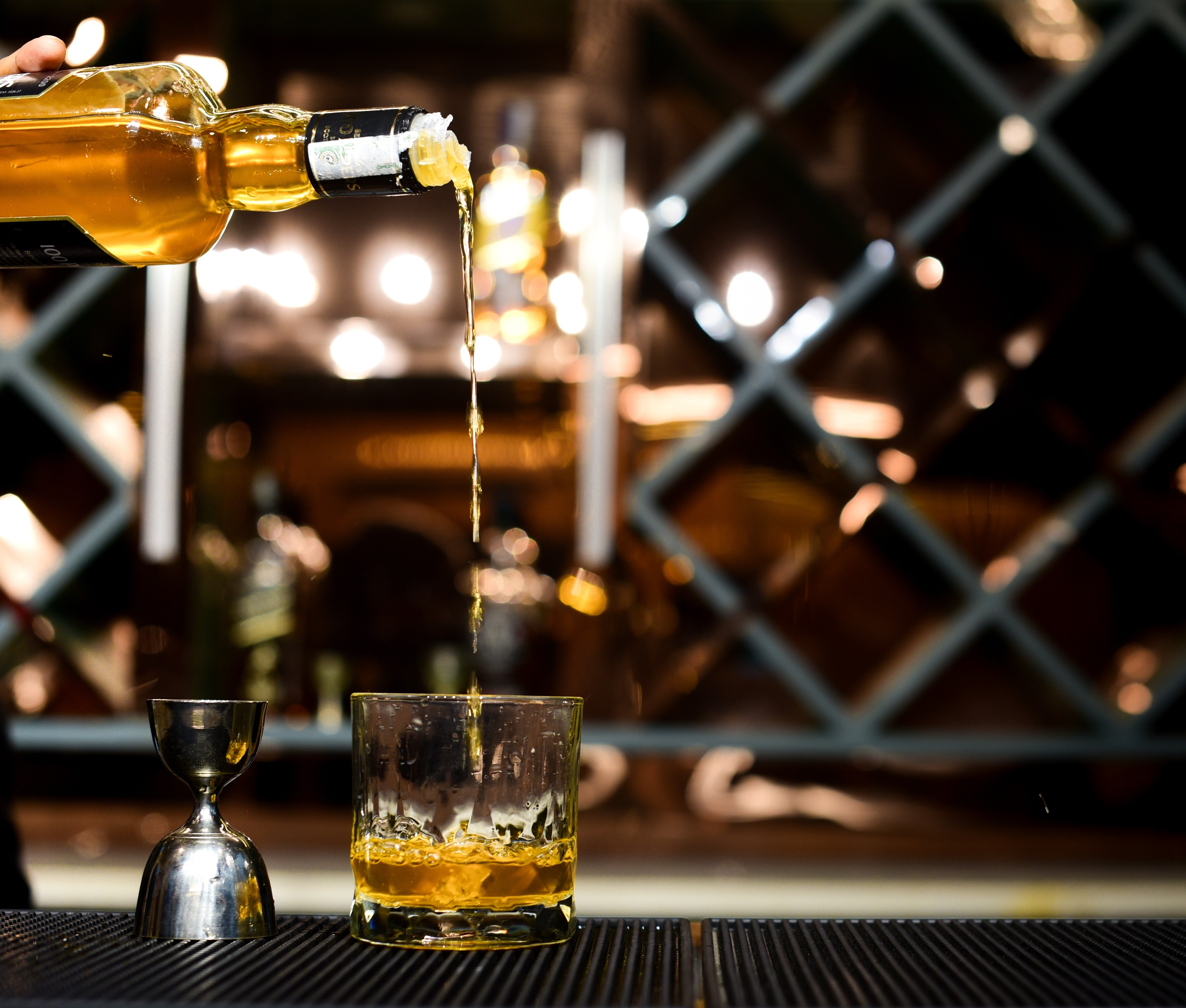bar
