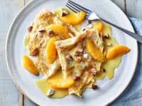 PANCAKES WITH HOT CARAMELISED ORANGES d2cenb
