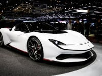 The Pininfarina Battista i3izlu